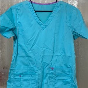 met couture scrub top, medium